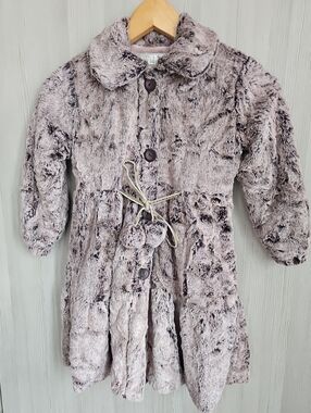 Widgeon Kids Taupe Faux-Fur Coat Size 5